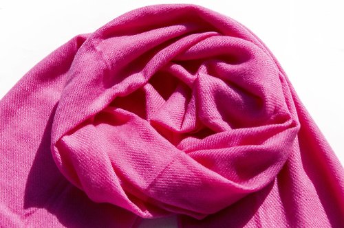 omhandmade 喀什米爾Cashmere/羊絨圍巾/純羊毛圍巾披巾/戒指絨披肩-玫瑰亮粉