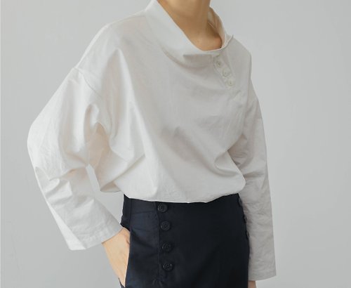 三良洋貨 法式復古 少女設計感白色棉質廓形蕩領寬鬆襯衫