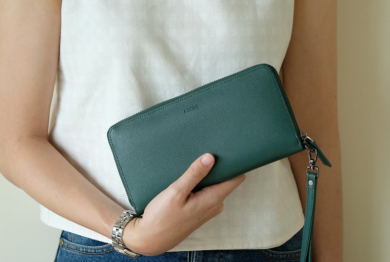 MeLLow - Round Zip Wallet - Valent Green - กระเป๋าสตางค์ - หนังแท้ สีเขียว