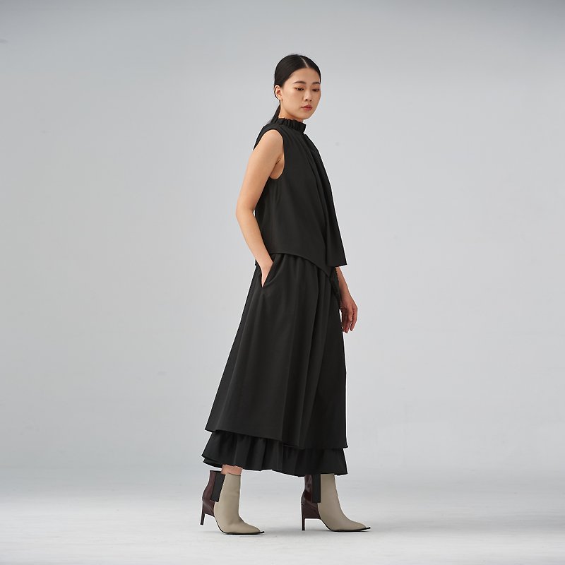 Black layer-detailed midi dress - One Piece Dresses - Other Materials Black