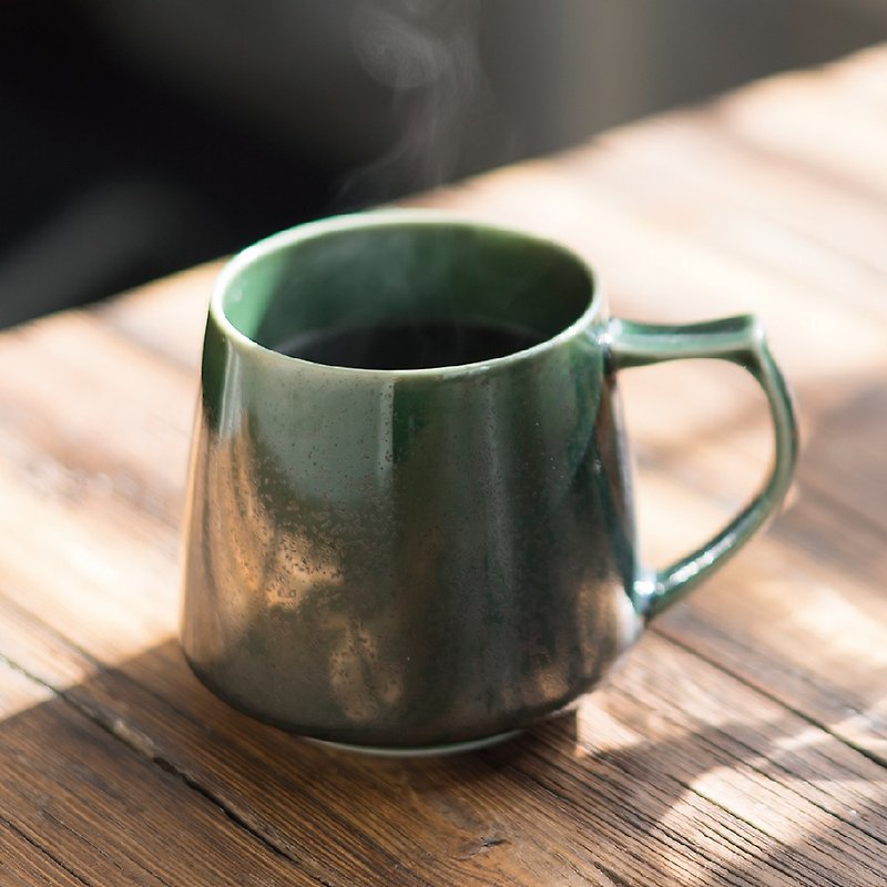 Cores KIKI Mino Ware Mug | Green Made in Japan - Mugs - Porcelain Green