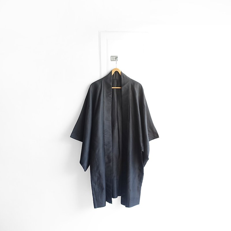 Japanese antique - light kimono long coat P18│ vintage.vintage.vintage.literary. - เสื้อแจ็คเก็ต - วัสดุอื่นๆ สีดำ