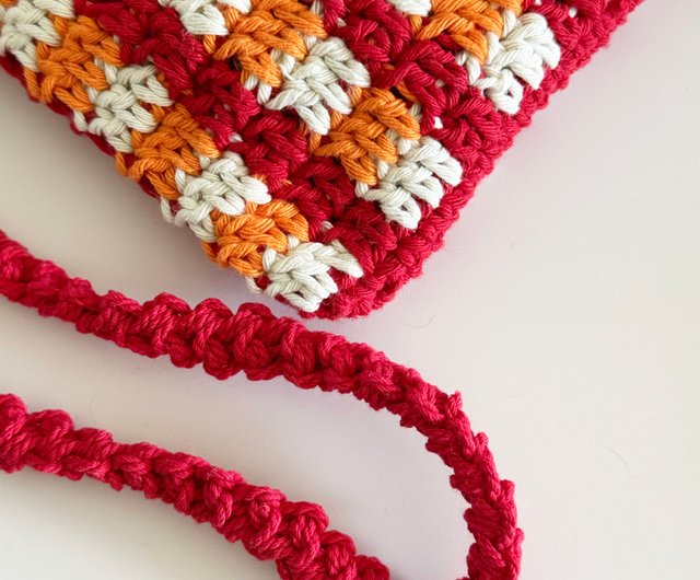 1点物♡編み物ハンドバッグ♡ピンクと白 チェック柄♡パール調♡オーダー不可です♡ 1点物♡編み物ハンドバッグ♡ピンクと白 チェック柄♡パール調♡