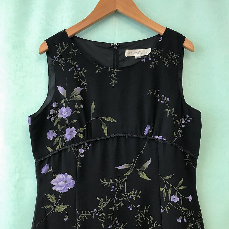 …{Acorn Girl::Vintage dress} Plain black lining romantic purple flower sleeveless dress - One Piece Dresses - Other Materials Black