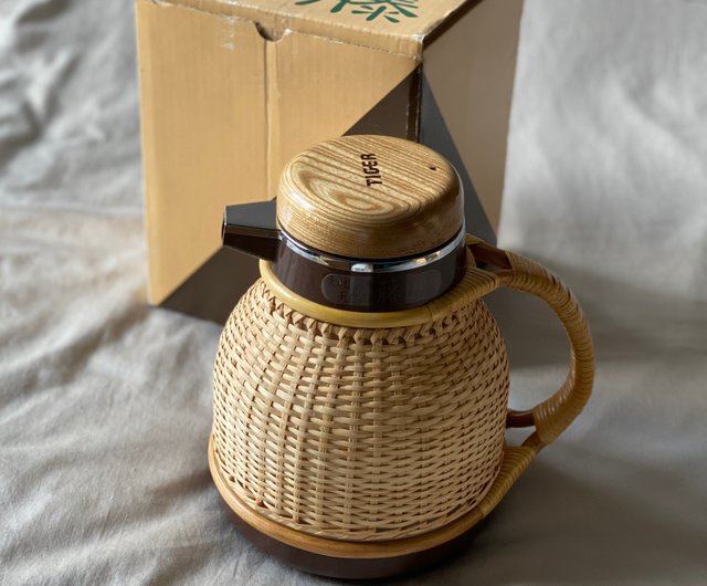 Japanese Tiger Rare Handmade Rattan Kettle Coffee Pot Magic Bottle Thermos  Pot Used - Shop the-old-soul Vacuum Flasks - Pinkoi