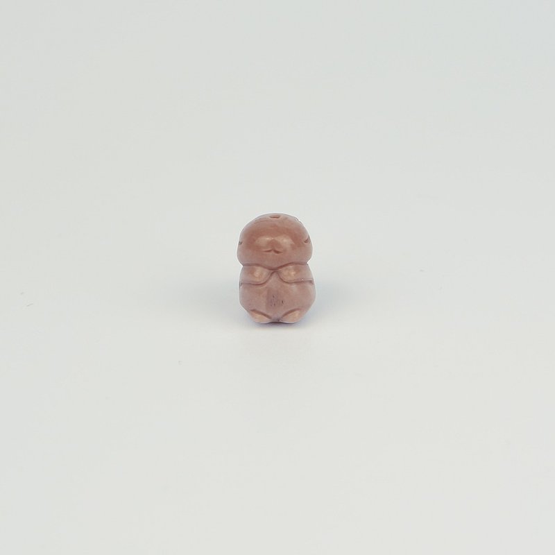 051948耕雲兔/淡粉色/帶孔素材/月夜城/阿拉善/晶石/天然/水晶 - 金工/飾品 - 水晶 粉紅色