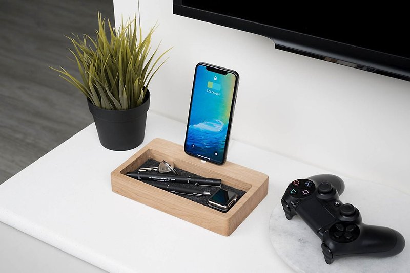 OAK IPHONE DOCK ORGANIZER, Handcrafted iPhone charging station with organizer - Chargers & Cables - Wood Brown