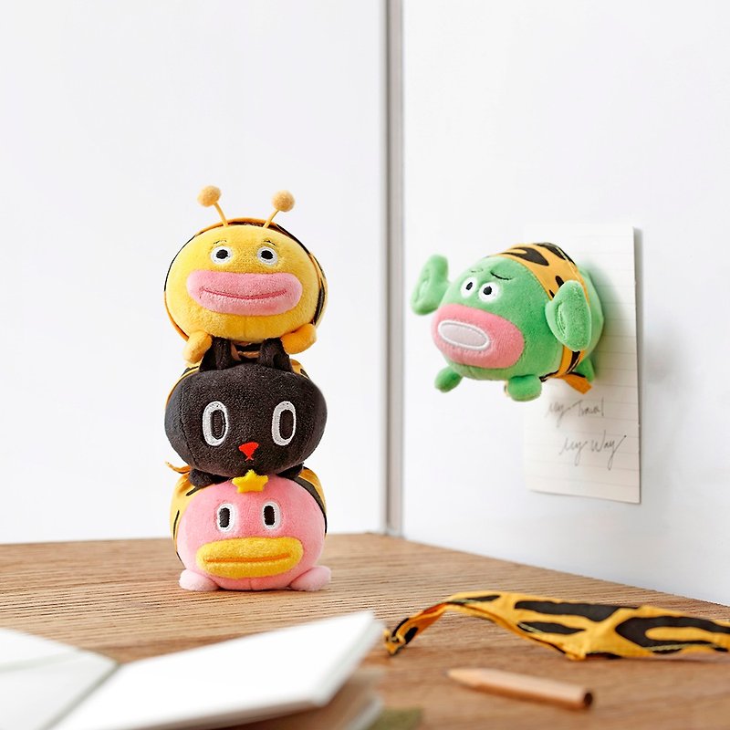 [Tigerair Co-branded Limited] Kuroro Travel Fleet Fluffy Puppet – Ass has a powerful iron suction - Stuffed Dolls & Figurines - Polyester Multicolor
