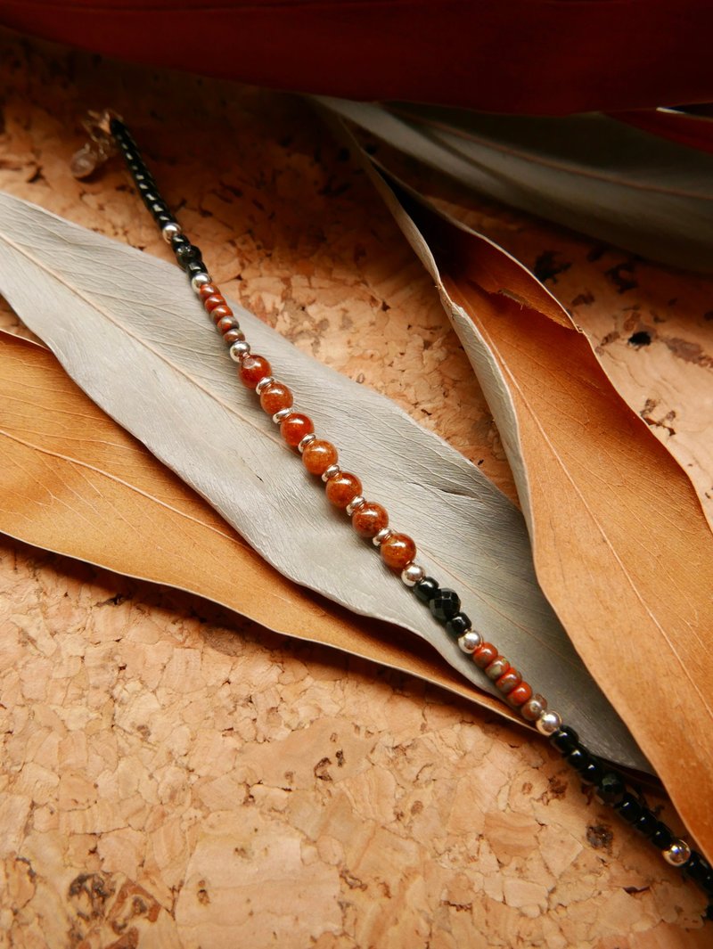 Natural stone bracelet/orange Stone/black spinel - Bracelets - Stone Orange