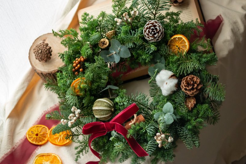 Christmas wreath | Nobel pine wreath | Classic fruit wreath | Christmas gifts - Dried Flowers & Bouquets - Plants & Flowers Green