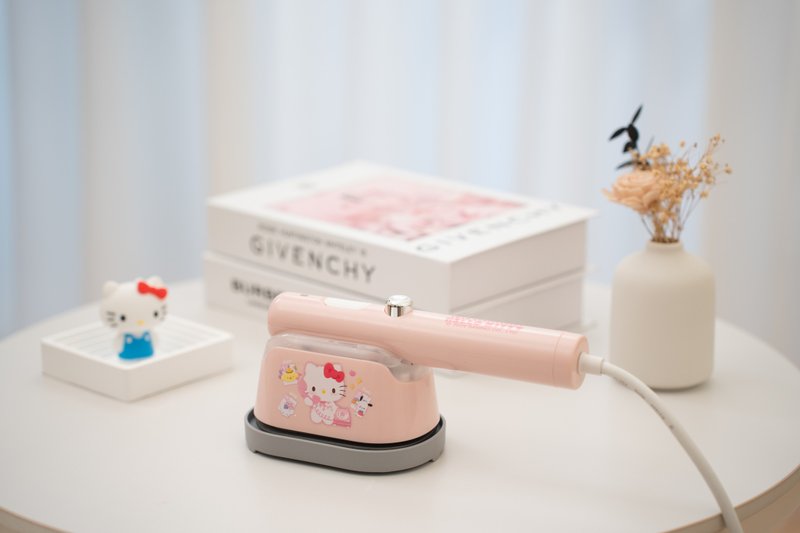 Hello Kitty 50周年限定版 Hello Kitty兩用蒸氣熨斗 - 其他小家電 - 陶 粉紅色