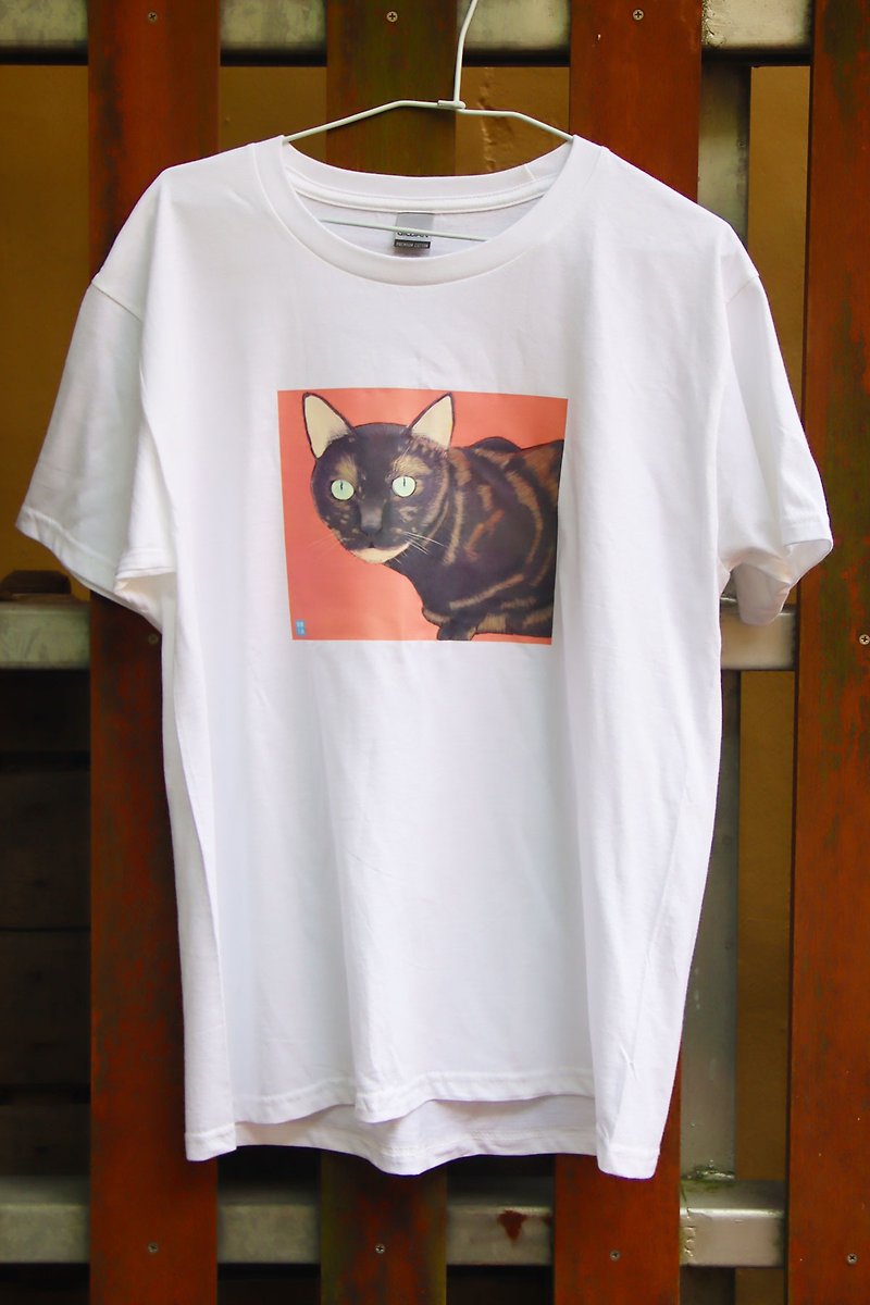 ブラックべっ甲猫Tシャツユニセックスバージョン - Tシャツ - コットン・麻 ホワイト