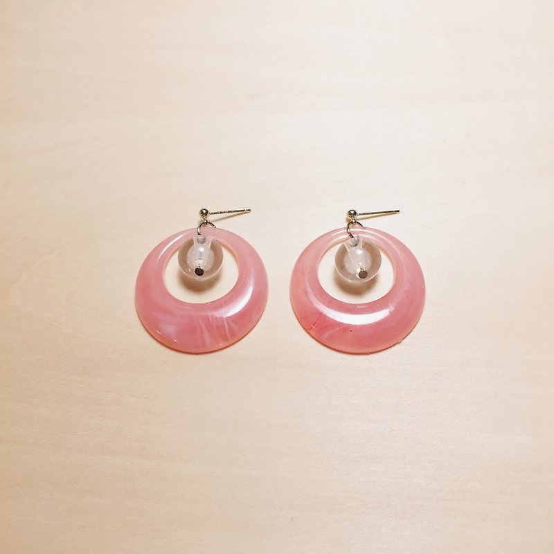 Retro pink hoop sandwich transparent earrings