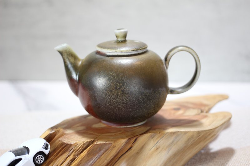 【送禮好物】240ml 柴燒茶壺 天然落灰 圓滿壺 名家葉敏祥作品 - 茶壺/茶杯/茶具 - 瓷 