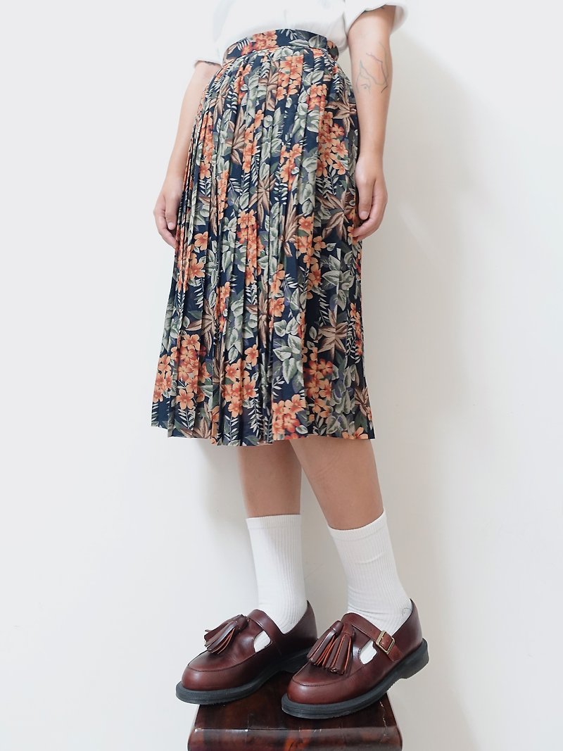 Awhile | Vintage Floral skirt no.216 - Skirts - Polyester Multicolor