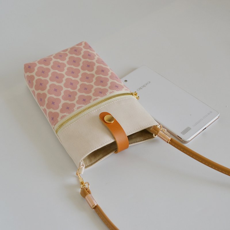 Diagonal cell phone bag/ side cell phone bag/ light carry bag/ pink - Messenger Bags & Sling Bags - Cotton & Hemp 