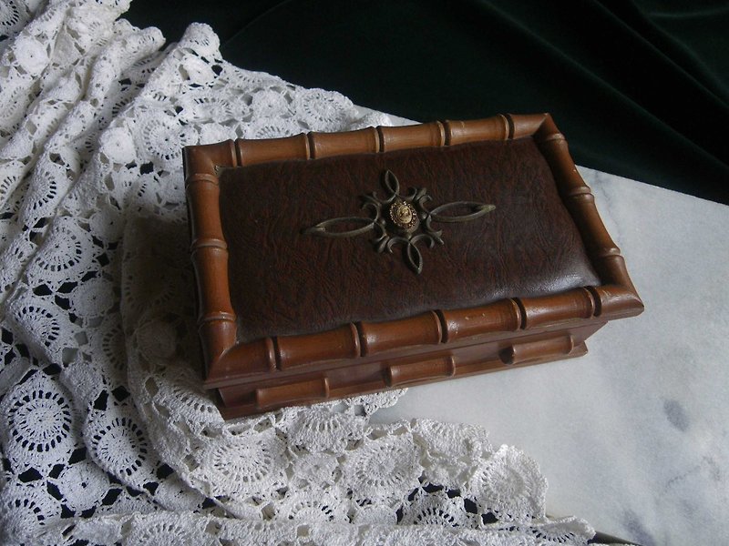 [OLD-TIME] Early European Jewelry Box - กล่องเก็บของ - วัสดุอื่นๆ 