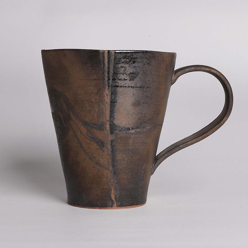 Bronze glazed grass hexagonal coffee cup - Mugs - Pottery Khaki