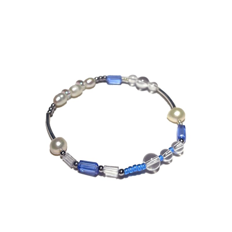 Blue Pearl Crystal Bracelet 008 - สร้อยข้อมือ - เครื่องเพชรพลอย สีน้ำเงิน