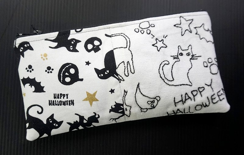 ハロウィン刺繍ポーチ - コインケース・小銭入れ - コットン・麻 ブラック