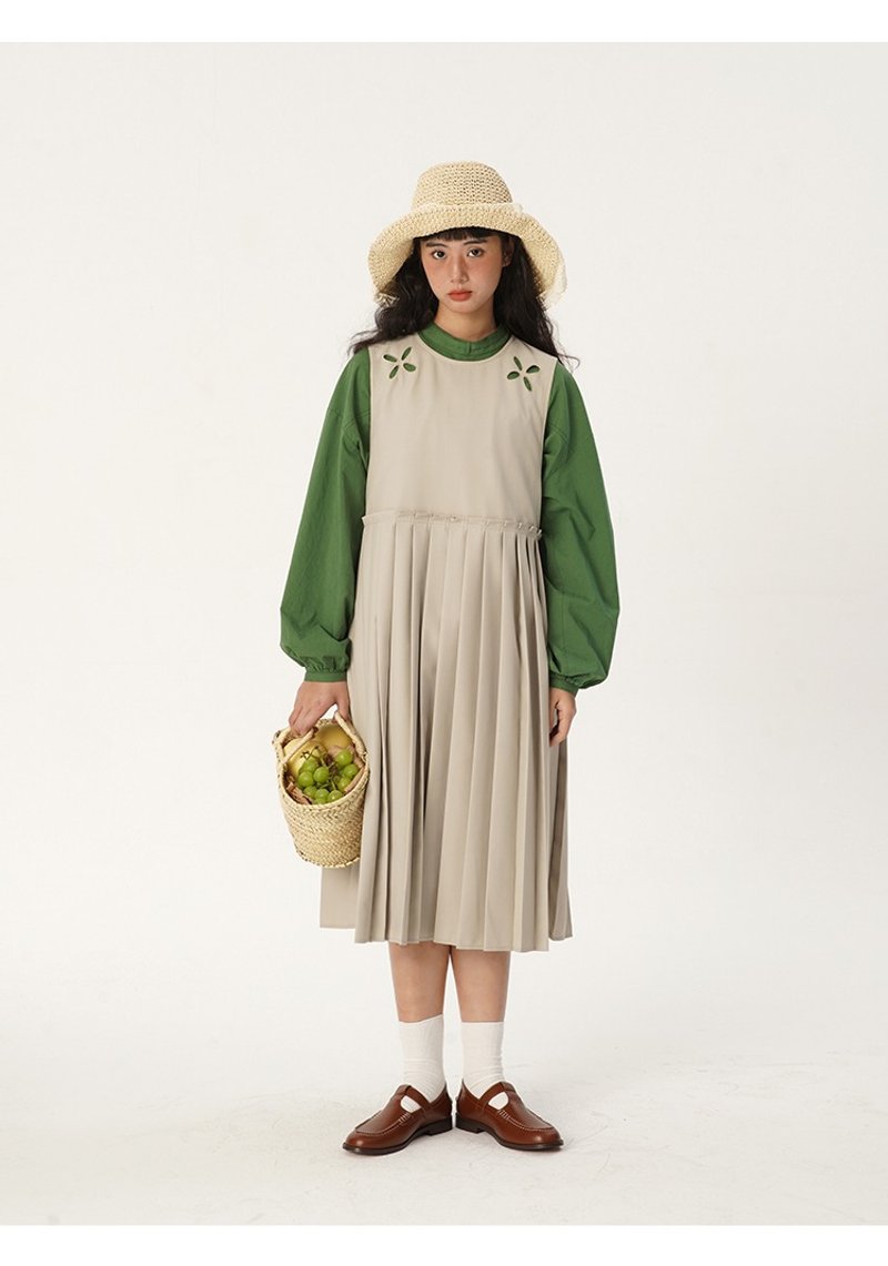Oddmaker hollowed out pleated design layered vest skirt female small European pastoral strap dress skirt - One Piece Dresses - Polyester 