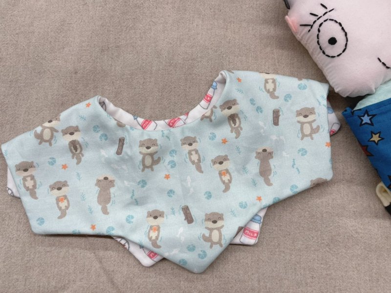 Star Kingdom's Mizose Team 360-degree double-sided handmade cotton six-layer yarn star bib saliva towel - Bibs - Cotton & Hemp Multicolor