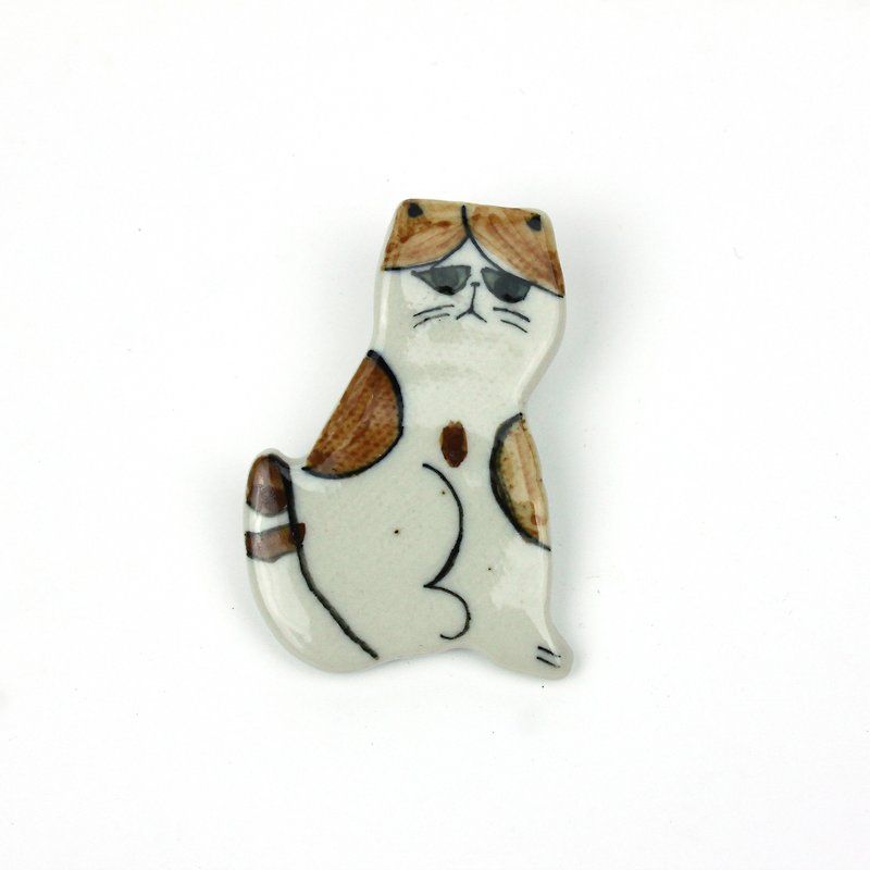 Vilan by Familyclay Ceramic Cat Shiny Pin 5602-1 - Items for Display - Pottery Gray