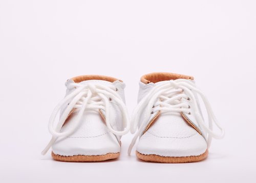jiubabyshoes 日本製 お名前入りベビーシューズ 白色 ひも靴 11cm 12.5cm 13.5cm