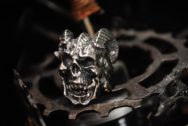 Alarein /Handmade Silver Jewelry/Life Ring/Hi Nine Dragons - แหวนทั่วไป - เงินแท้ สีเงิน