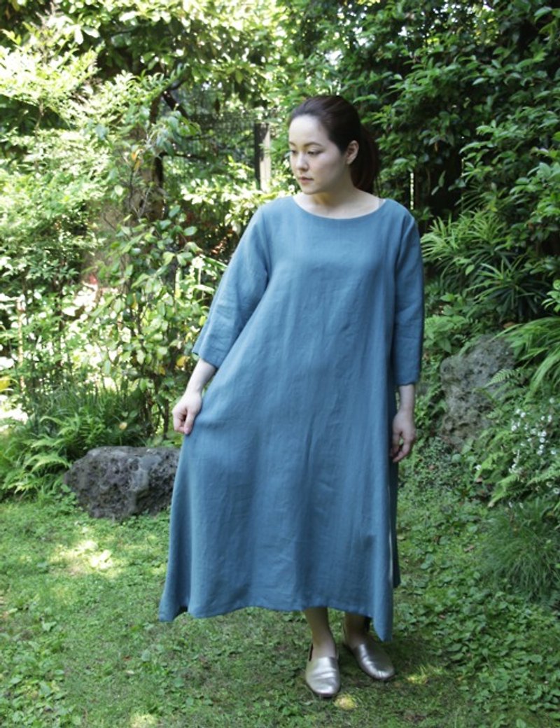 Blue Linen side long dress - ชุดเดรส - ผ้าฝ้าย/ผ้าลินิน สีน้ำเงิน