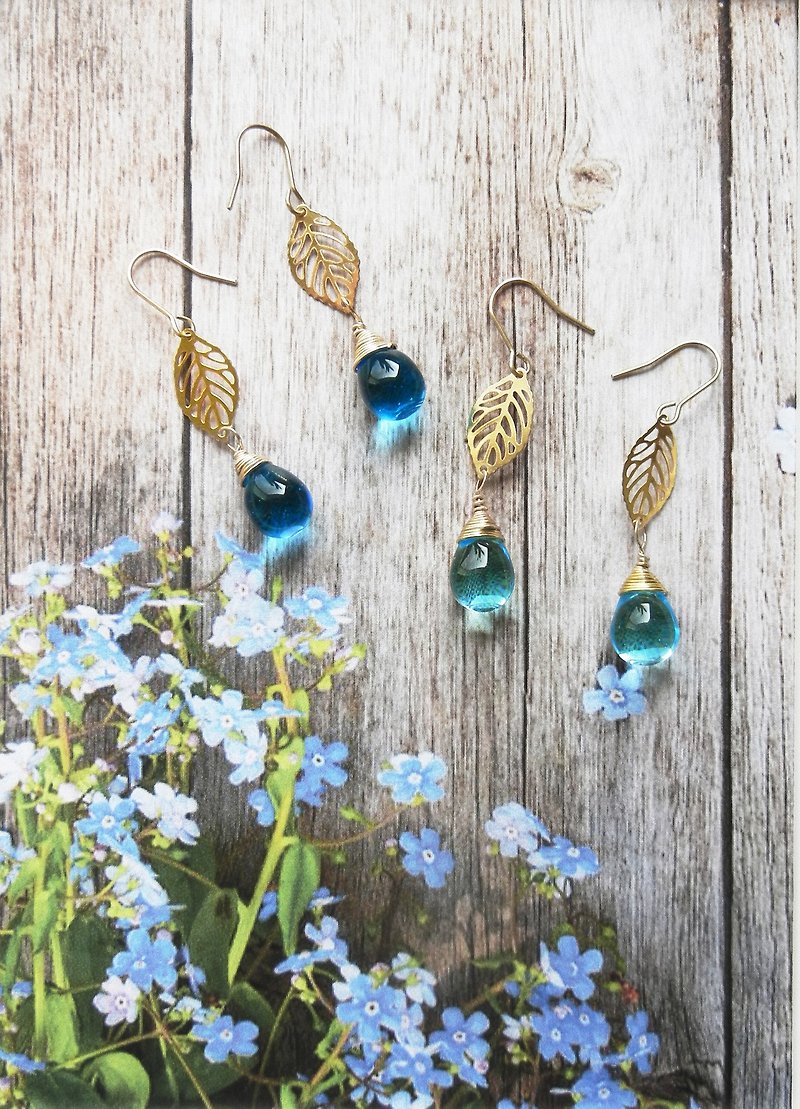 *coucoubird*Dew on the leaves-Delphinium dark blue - Earrings & Clip-ons - Gemstone Blue