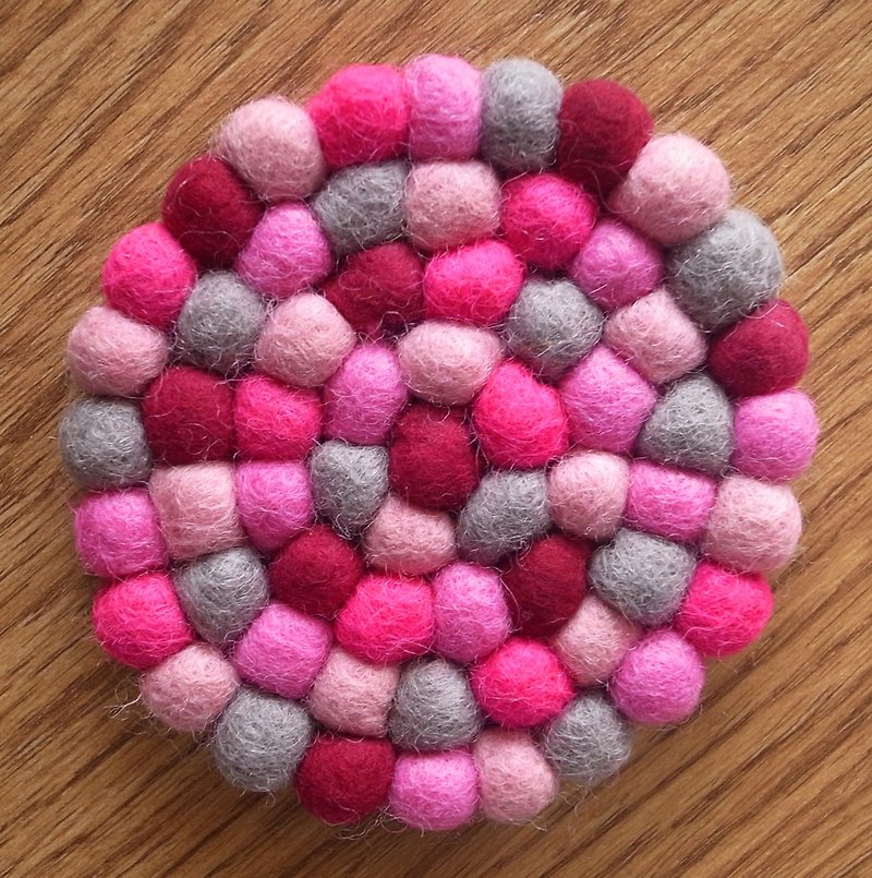 Cup coasters, Felt coasters Round 10cm Pink