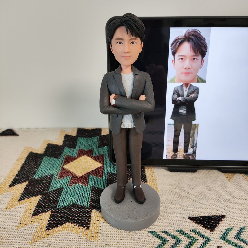 客制化人物公仔 人偶 3D人像畫 似顏繪 肖像 定制 老闆 紀念 禮物 - 公仔/玩偶 - 黏土 多色