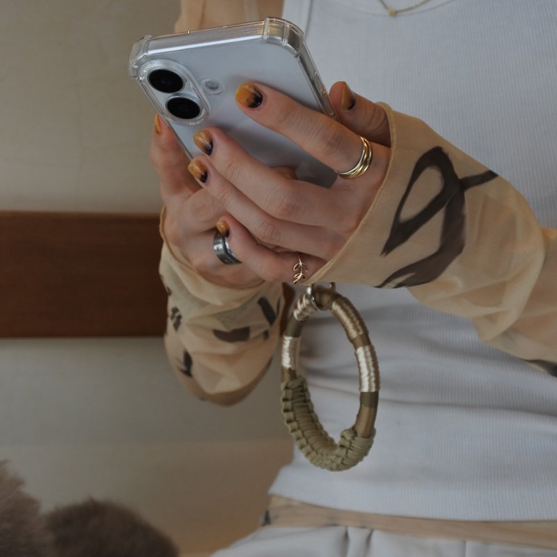 Handy Hoop    手機掛繩　手機背帶　手機吊飾　相機 smart phone strap lanyard camera wrist - 手機掛繩/背帶 - 其他人造纖維 