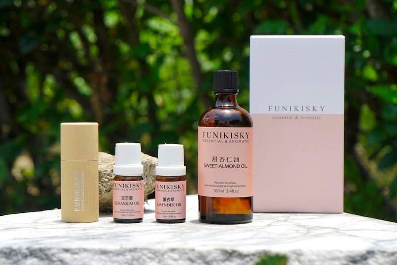 Popular Essential oil gift | Skin care x Life beauty - ผลิตภัณฑ์บำรุงผิว/น้ำมันนวดผิวกาย - น้ำมันหอม สึชมพู