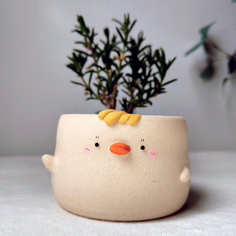 White ducky planter, sweet face. Handmade pot with drainage hole. - เซรามิก - ดินเผา 