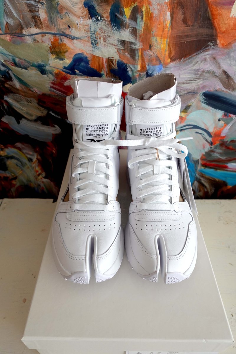 Maison Margiela X REEBOK 白色TABI夾趾黑色穿窿真皮高筒靴皮鞋 - 男靴/短靴 - 其他金屬 白色