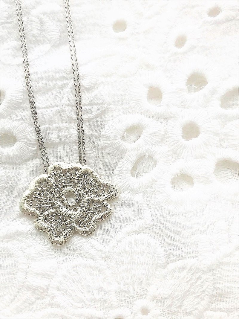 Handmade 999 Silver Lace Pattern Pendant - Necklaces - Sterling Silver Silver
