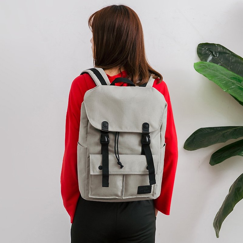 Lightweight Backpack Waterproof Travel Bag School Bag Little Predator-Silver Grey - กระเป๋าเป้สะพายหลัง - วัสดุกันนำ้ สีเทา