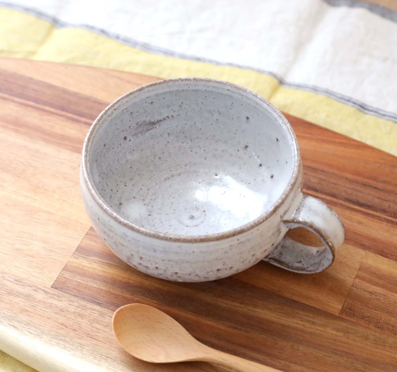白釉のざっくりほっこりスープカップ - マグカップ - 陶器 ホワイト