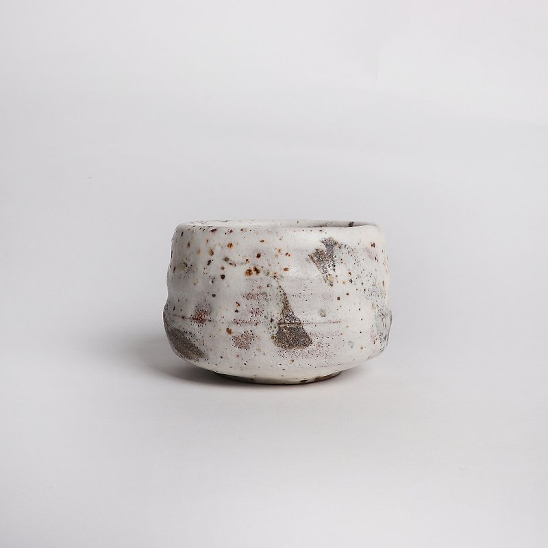 Ming ya kiln l Japanese-style hand-painted Zhiye glaze tea bowl - ถ้วย - ดินเผา หลากหลายสี
