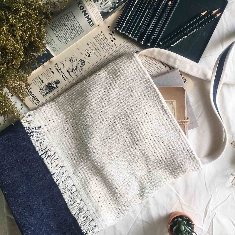 Design hand-made - thick cotton line white latitude and longitude weave cowboy Wenqing Tote shoulder bag - Messenger Bags & Sling Bags - Cotton & Hemp White