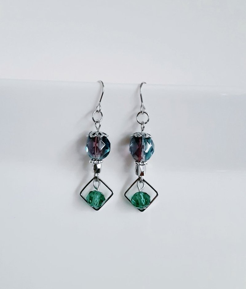 Square, Teal and amethyst colored earrings, JCJ, birthday gift, green, purple, hypoallergenic earrings or Clip-On can be changed - ต่างหู - แก้ว สีเขียว