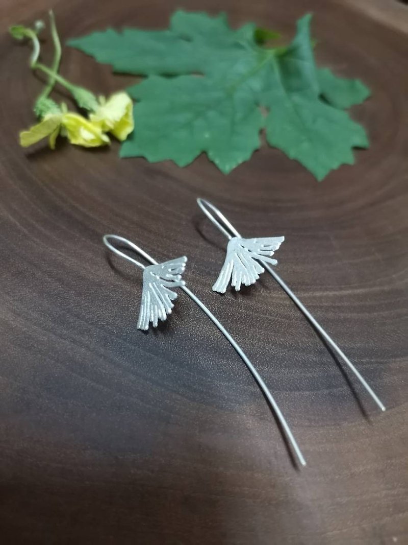 Long handled silver earrings - 耳環/耳夾 - 純銀 