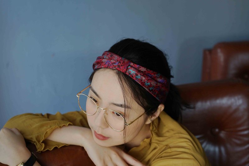 Antique Tie Transformation Retro Wire Hair Tie-Impressionism-Retro Red - Headbands - Silk Red