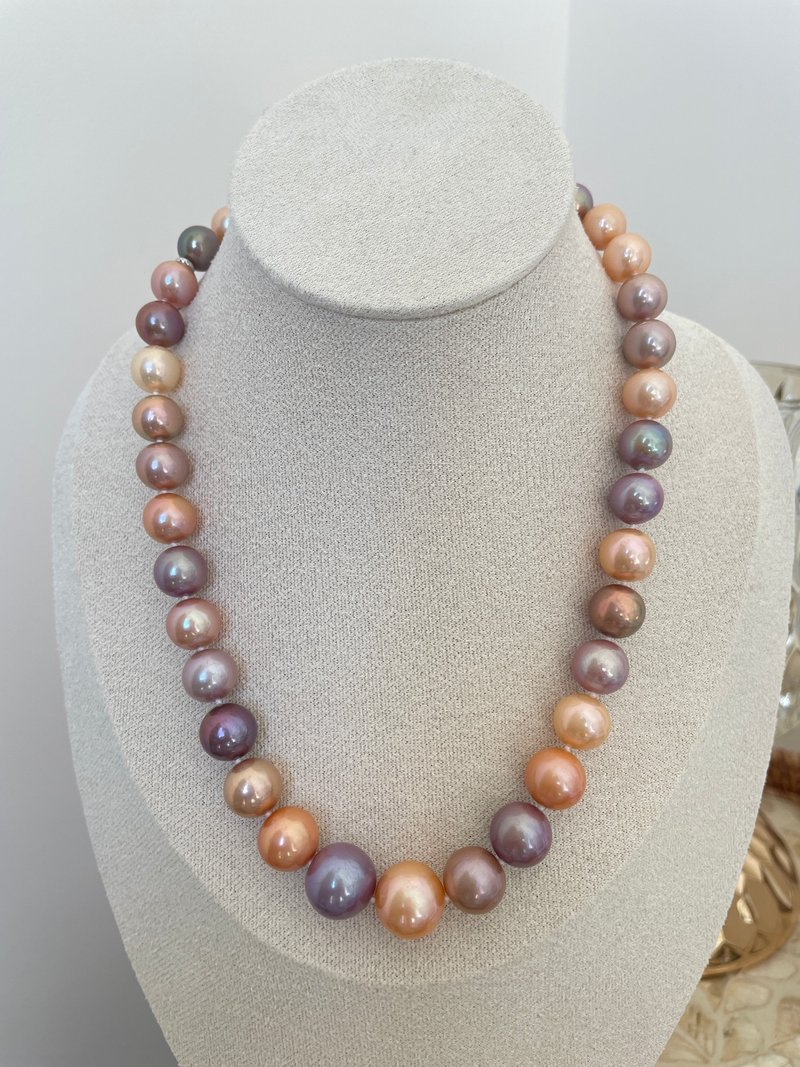 Candy Tower Chain Natural Freshwater Pearl Colored Aurora Necklace - สร้อยคอ - ไข่มุก หลากหลายสี
