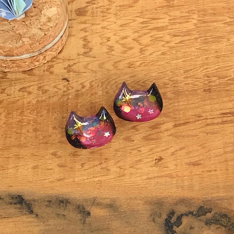 Fantasy Starry Sky—Big Cat Series—Zi Chen Xing Tu—On-Ear Earrings - Earrings & Clip-ons - Resin Purple