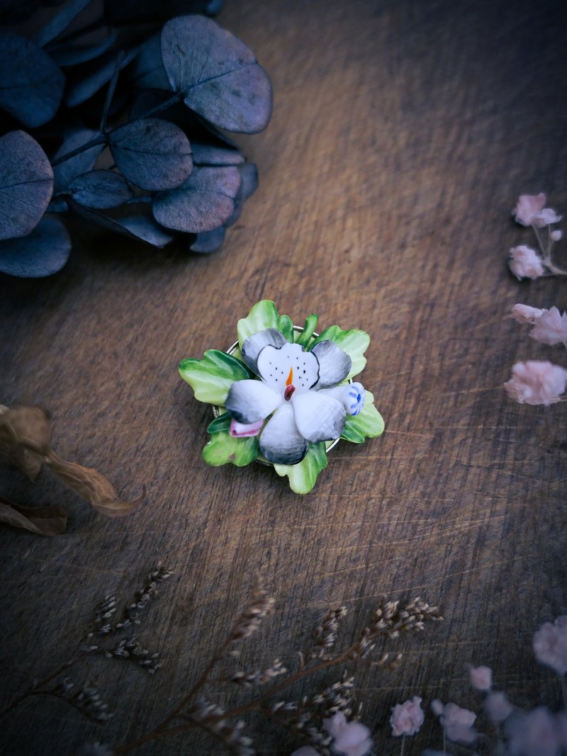 英國 彩色堇花瓷器胸針－歐洲古董首飾 Vintage Jewelry - 胸針 - 瓷 