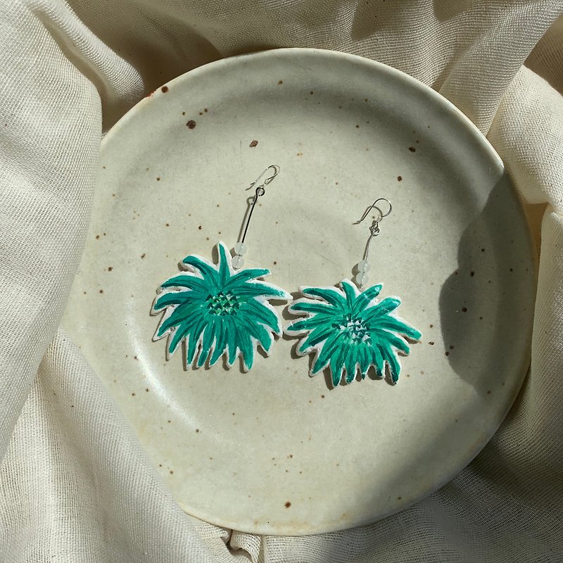 We hang cute air pineapples on our ears with non-burning ceramic clay. Stainless Steel earrings - Earrings & Clip-ons - Clay 