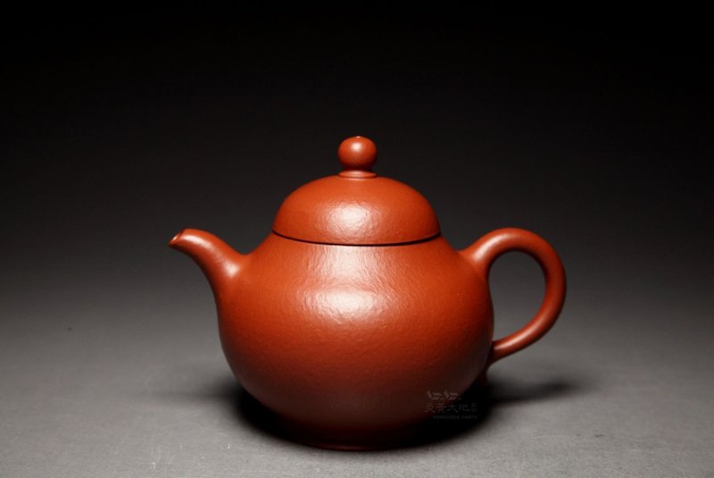 【秋水】龍山堂 傳統手工 黃龍山朱泥大紅袍 150cc - 茶壺/茶杯/茶具 - 陶 紅色
